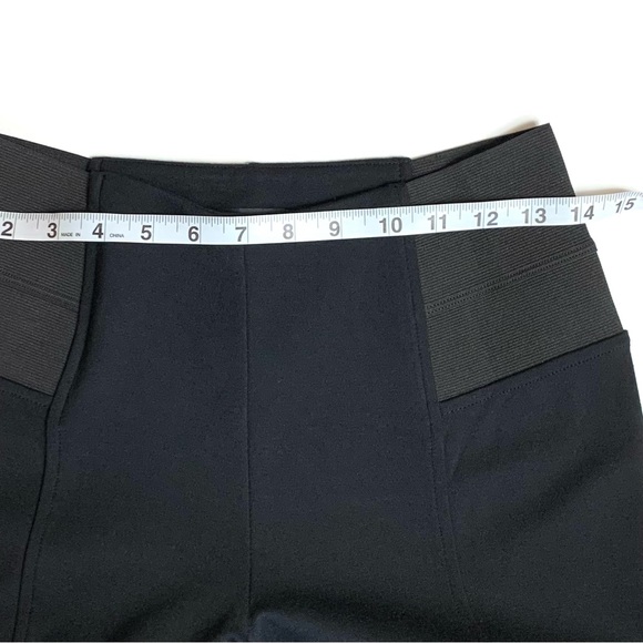 The Limited Leggings - Picture 7 of 8